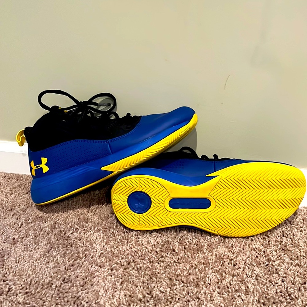 Under Armor Steph Curry Basketball Shoes
